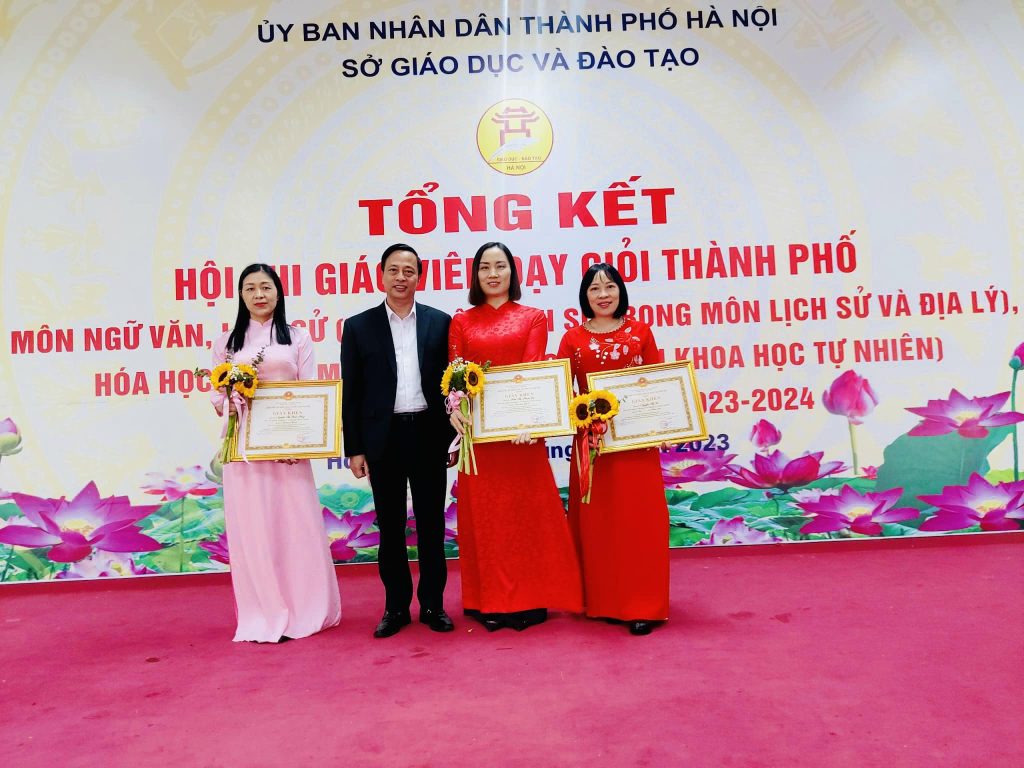Trường THCS Phương Tú, Ứng Hòa, Hà Nội